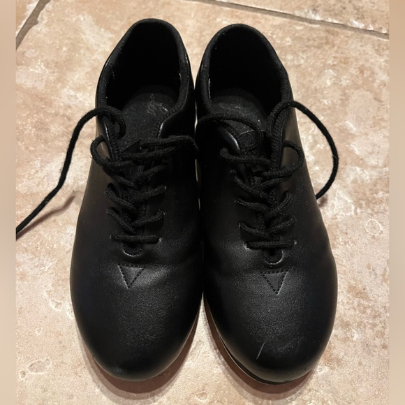 Leo's Child's Jazz Tap Shoes size 10.5 - Picture 2 of 6